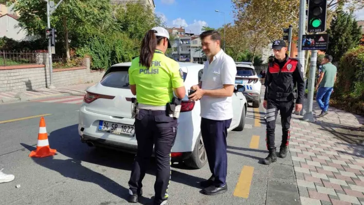 İstanbul'da okul önlerinde sıkı denetim