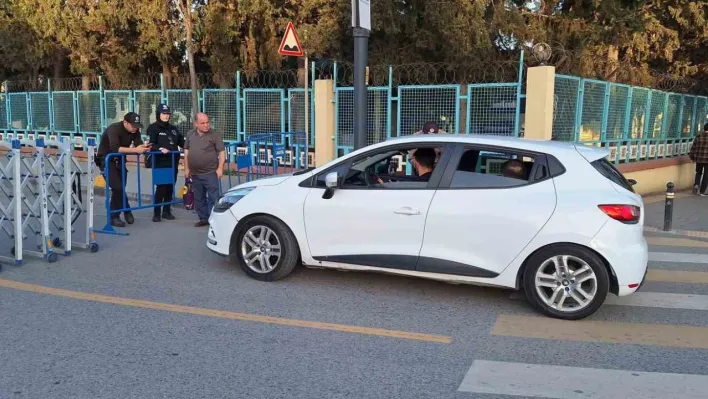 İstanbul'da sayılan oylar ilçe seçim kurullarına getirilmeye başlandı