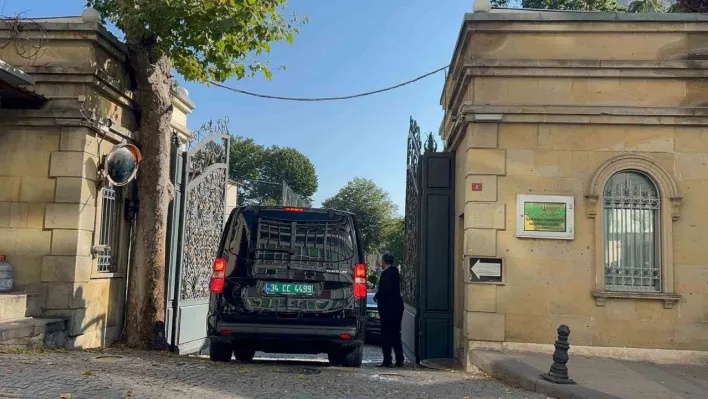 İstanbul'da tarihi görüşme: İran Başkonsolosluğundaki 'nükleer görüşme' başladı