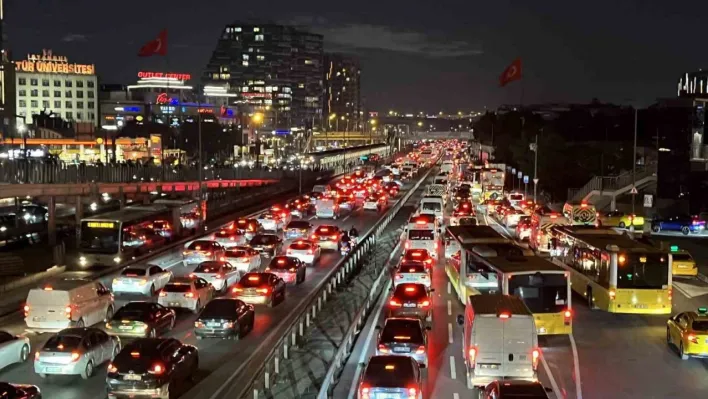 İstanbul'da trafik yoğunluğu yüzde 78'e ulaştı