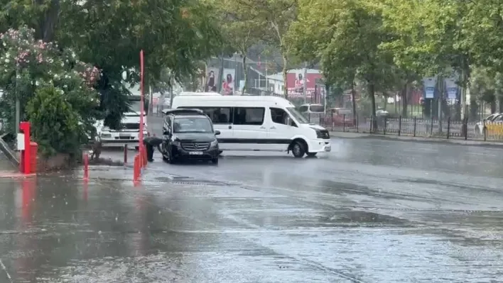 İstanbul'da yağmur etkili oldu