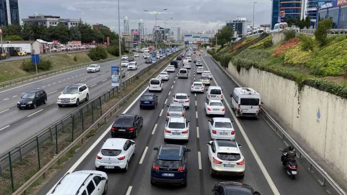 İstanbul'da yağmur trafiği: Yoğunluk yüzde 67