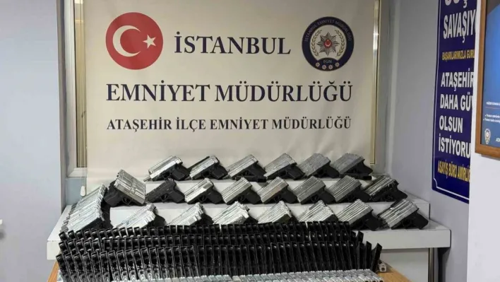 İstanbul'da yasadışı silah atölyesine baskın: 313 ruhsatsız tabanca ele geçirildi