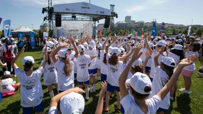 İstanbul'da yüzlerce çocuk ve milli sporcular Olimpik Gün'ü kutladı