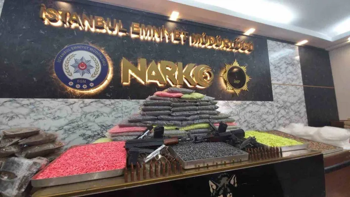 İstanbul'da zehir tacirlerine darbe: 773 kilo uyuşturucu madde ile 847 bin uyuşturucu hap ele geçirildi