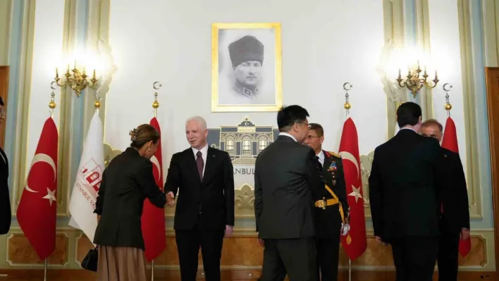 İstanbul Valiliği'nde 30 Ağustos Zafer Bayramı töreni: Vali Davut Gül, tebrikleri kabul etti