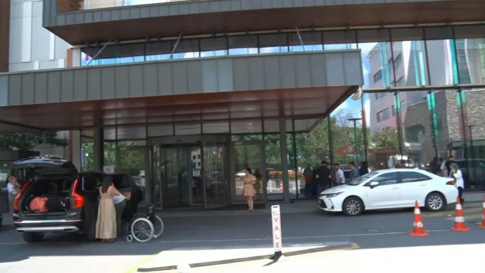 İstanbul Valisi Gül'den hayatını kaybeden Cumhurbaşkanı Başdanışmanı Bulut'un ailesine taziye ziyareti