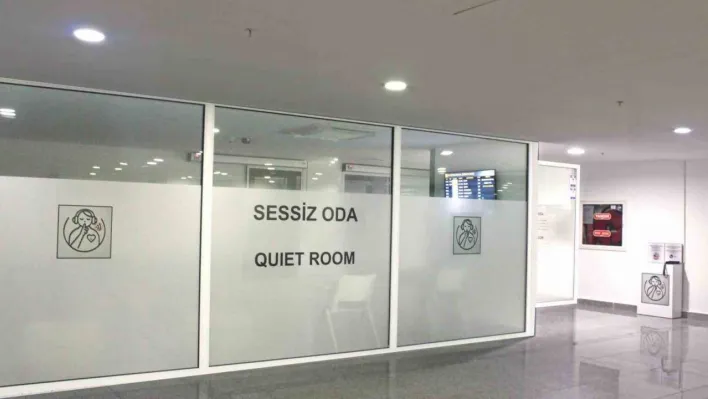 İzmir Adnan Menderes'te 'Sessiz Oda' hizmete açıldı