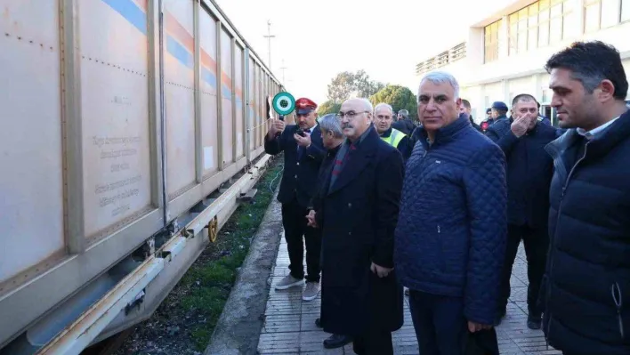 İzmir'deki konteynerler deprem bölgesine gönderildi