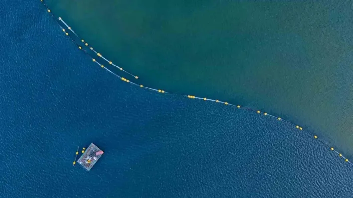 İzmit Körfezi'nde 170 hektar alan dip çamurundan arındırıldı