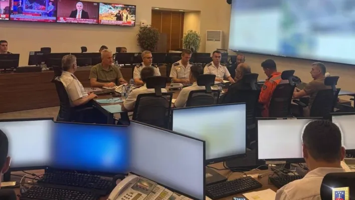 Jandarmadan deprem bölgesinde çalışmalara destek