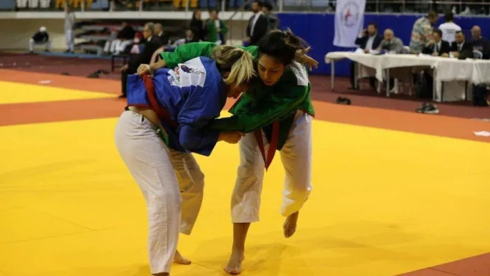 Judoculardan Sakarya'yı gururlandıran başarı