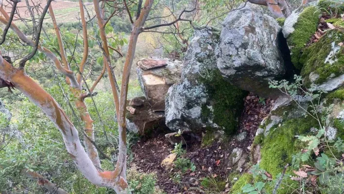 Kaçak kazı yaparken suçüstü yakalandılar