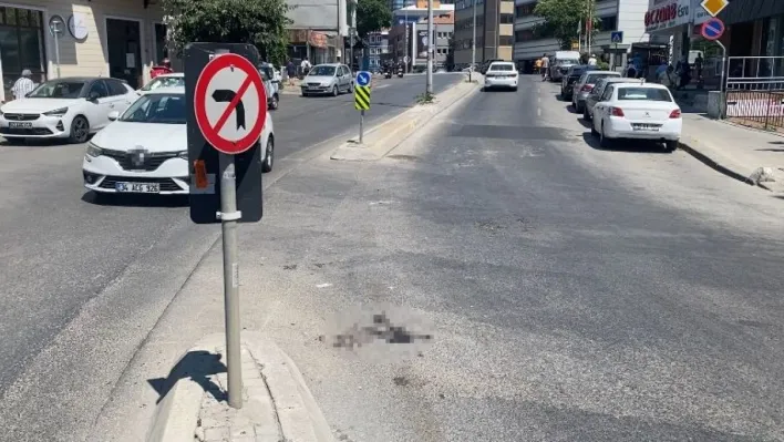 Kadıköy'de feci kaza: 1'i ağır 2 yaralı