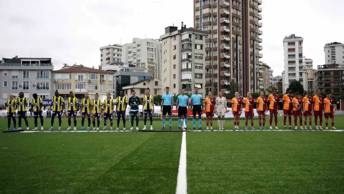 Kadın futbolda derbinin kazananı Fenerbahçe