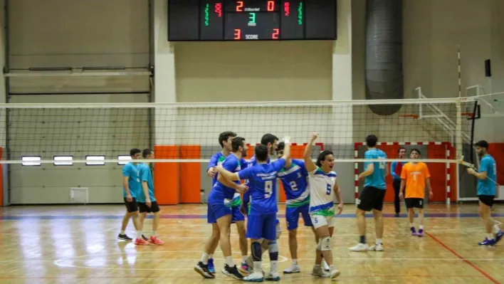 Kadın ve erkek voleybolda bölgesel lig şampiyonu SUBÜ oldu