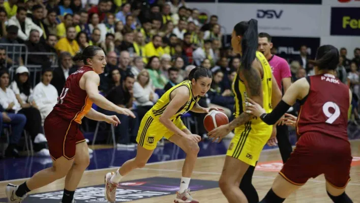 Kadınlar basketbolda derbi heyecanı