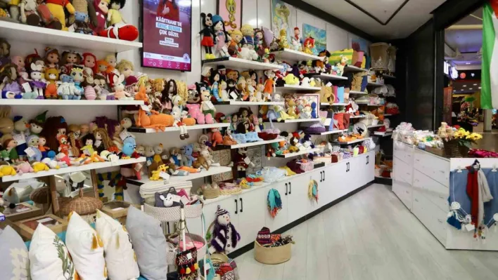 Kadınların el emeği Maharetli Eller Çarşısı'nda sergileniyor