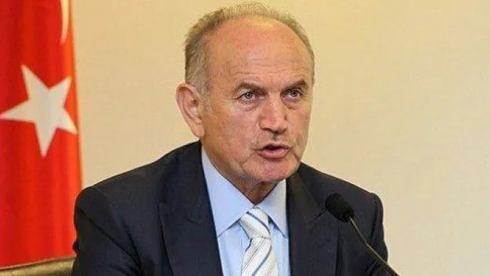 Kadir Topbaş 2020 için dua isteyerek gidiiyor