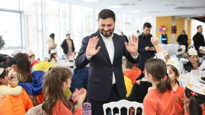 Kağıthane'de çocuklar 'tekne orucu' iftarında buluştu