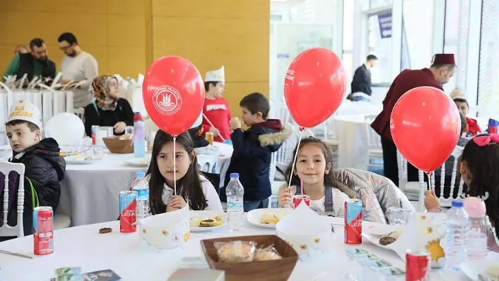 Kağıthane'de çocuklara özel iftar programı düzenlendi