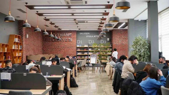 Kağıthane'de gençler sessiz ve konforlu ortamlarda sınavlara hazırlanıyor