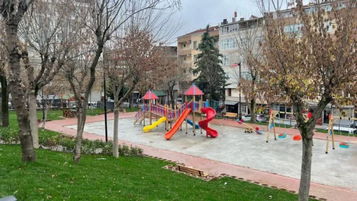 Kağıthane'de Havuzlar Parkı baştan sona yenileniyor