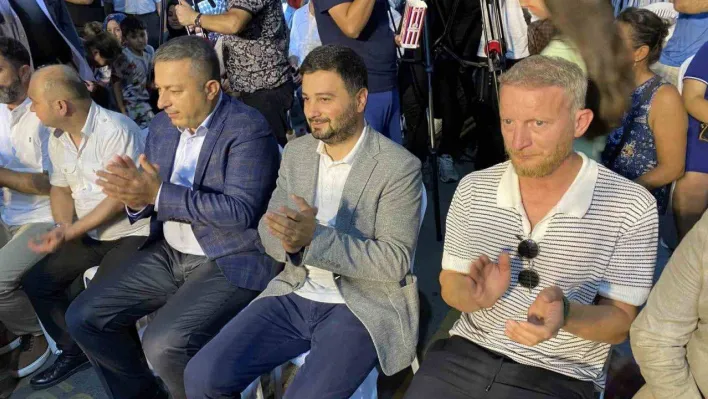 Kağıthane'nin yeni 'Tematik Arı Caddesi' açıldı