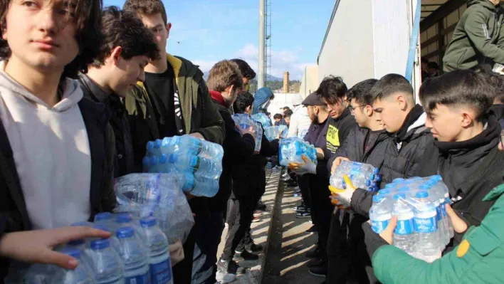 Kahraman eller Maraş'a uzanıyor