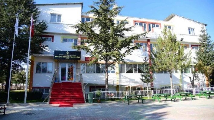 Kahramankazan Belediyesi Kreş ve Gündüz Bakımevi hizmete açıldı
