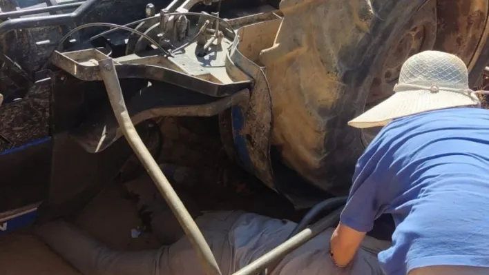 Kandıra'da ters dönen traktörde sürücü yaralandı