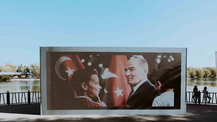 Kapadokya Balon ve Kültür Yolu Festivali'nde Atatürk coşkusu