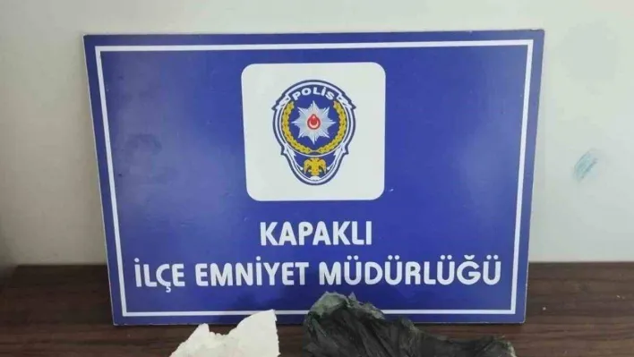 Kapaklı'da 18 yaşındaki şahsın üzerinde uyuşturucu ele geçirildi