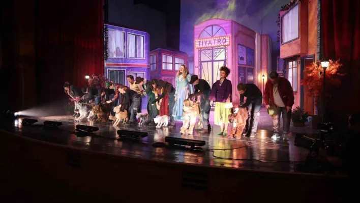 Karagöz Kukla ve Gölge Oyunları'na renkli açılış