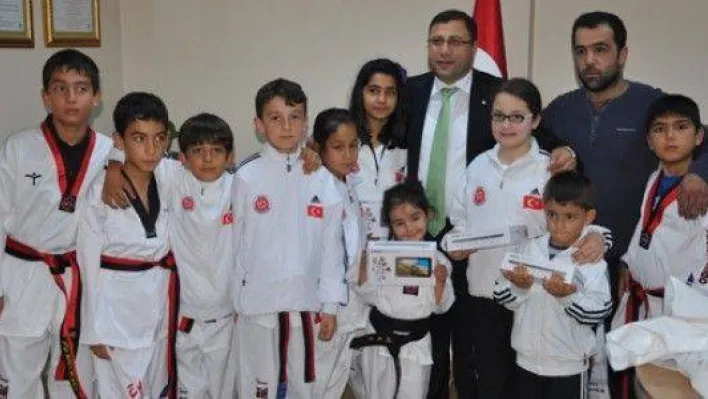 Karakaş bir sözünü daha yerine getirdi