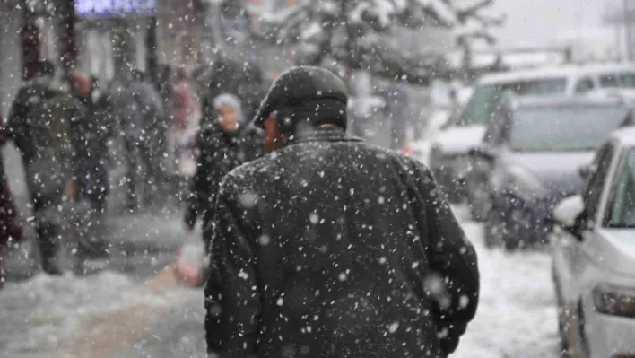 Kars'ta 73 köy yolu ulaşıma kapalı