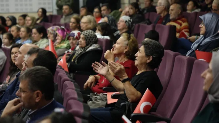 Kartepe'de 102. yıl coşkusu