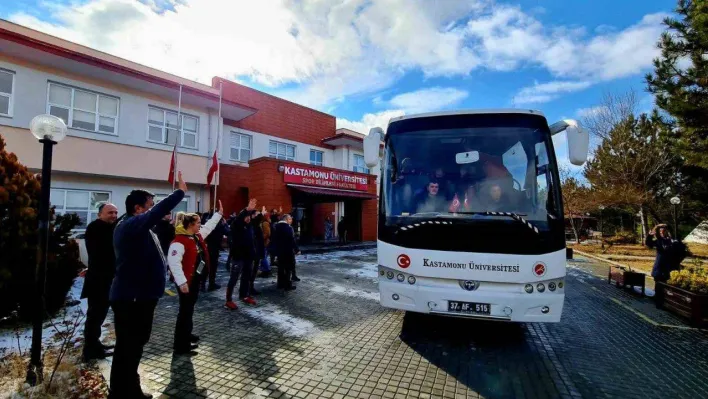 Kastamonu Üniversitesi depremzedeler için seferber oldu