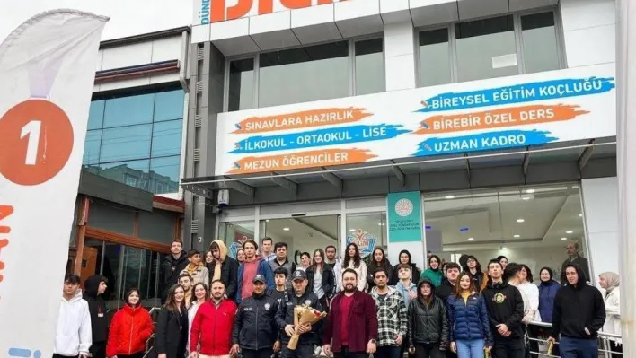 Kavga ihbarına gelen polis ekiplerine büyük sürpriz: Böyle karşılandılar