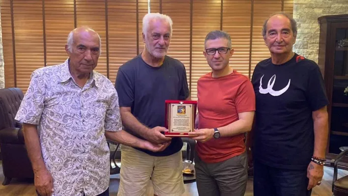 Kaya Muzaffer Ilıcak, Ahmet Apaydın ve Namık Canca'dan, Kaymakam Bilgehan Bayar'a ziyaret