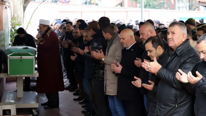 Kaza kurşunuyla hayatını kaybeden güvenlik görevlisi son yolculuğuna uğurlandı