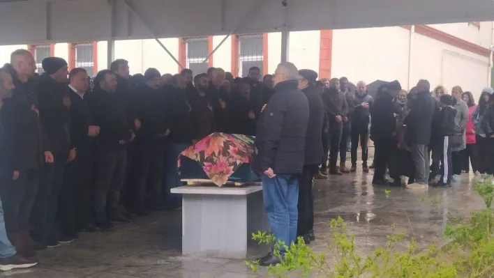Kazada hayatını kaybeden İpek Bahadır son yolculuğuna uğurlandı
