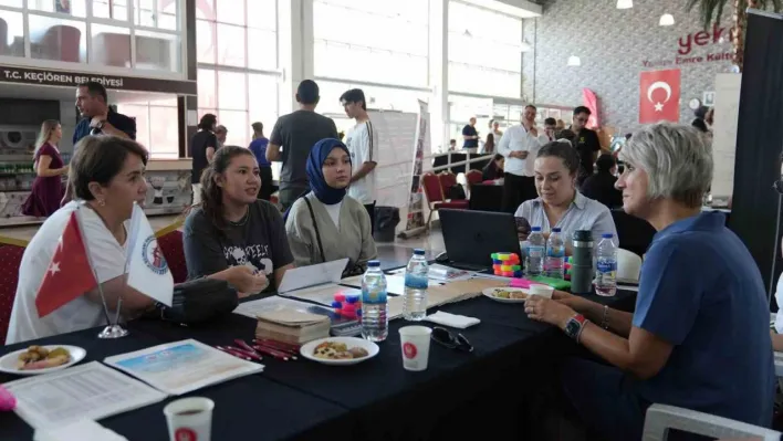 Keçiören Belediyesi'nden üniversite adaylarına tercih dönemi desteği