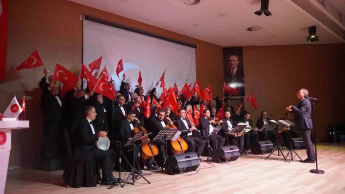 Keçiören'de Atatürk'ün sevdiği eserlerle cumhuriyet coşkusu yaşandı