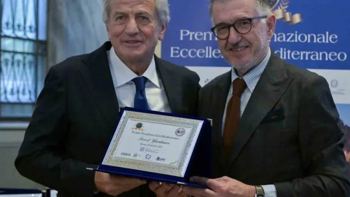 Kenan Yıldız, Servet Yardımcı ve Jose Mourinho'ya İtalya'dan ödül