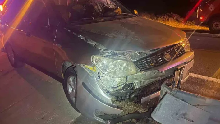 Keşan'da otomobil bariyerlere çarptı: 1 yaralı