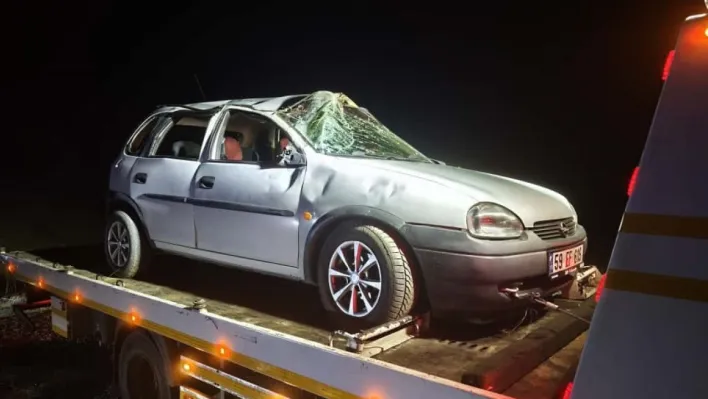 Keşan'da otomobil takla attı: 2 yaralı