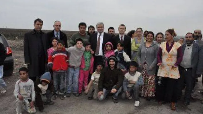 Keser, Okuma Yazma Kursunu Ziyaret Etti