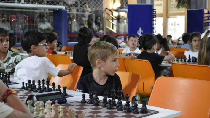 KidZania İstanbul'da Geleneksel Satranç Şenliği büyük ilgi gördü