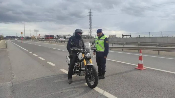 Kırklareli'nde jandarmadan motosiklet denetimi